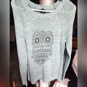 New Dimensions M green owl knit sweater